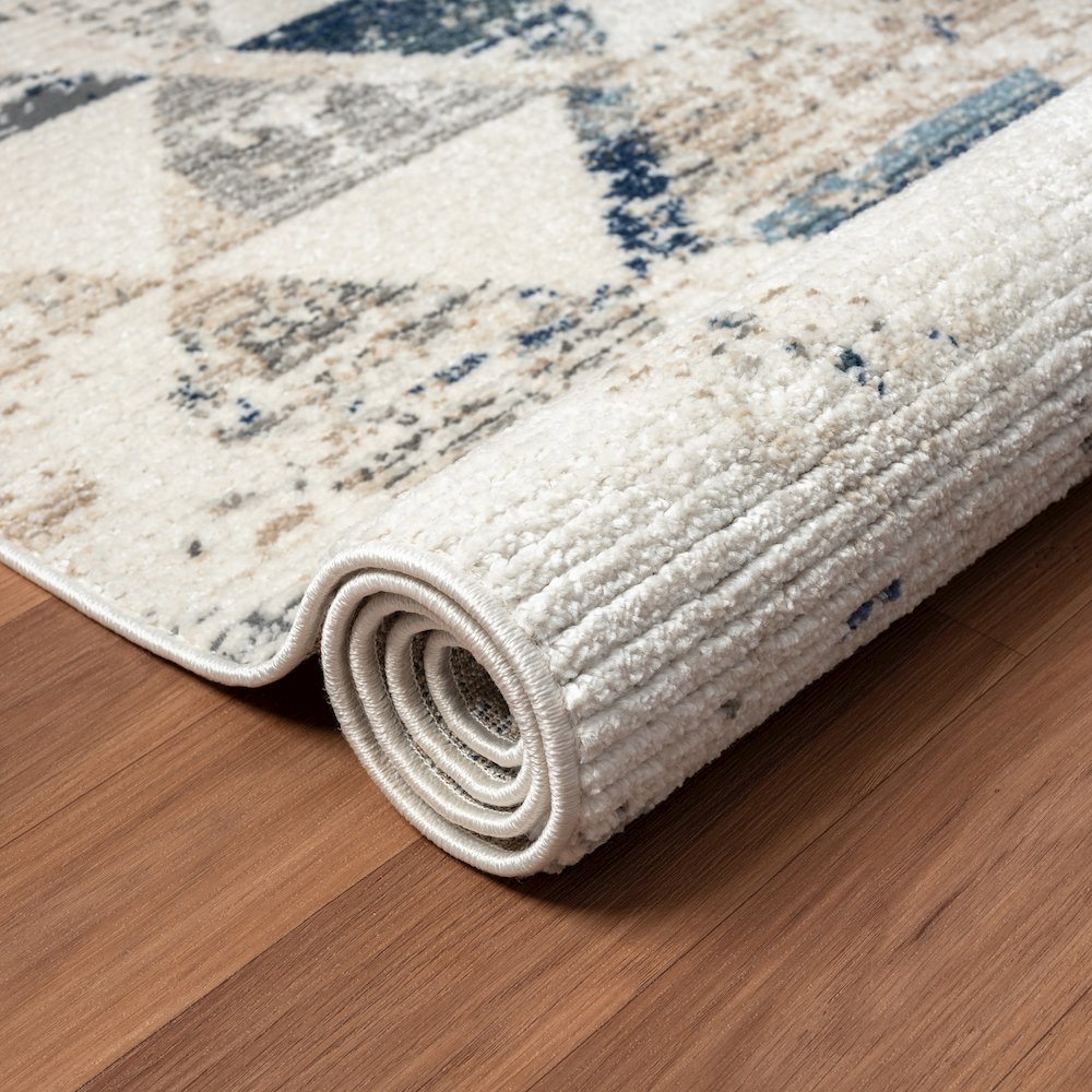 Bristol Performance Blend Area Rug Indoor in Ivory/Blue, 7'9" X 9'9"