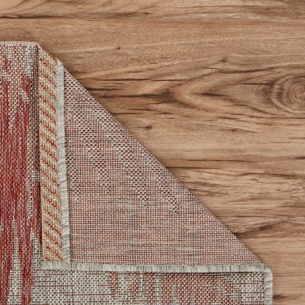 Captiva Durable Performance Area Rug Outdoor in Red/Beige, 7'9" x 9'5"