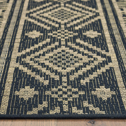 Geometric Vestige Indoor/Outdoor Area Rug
