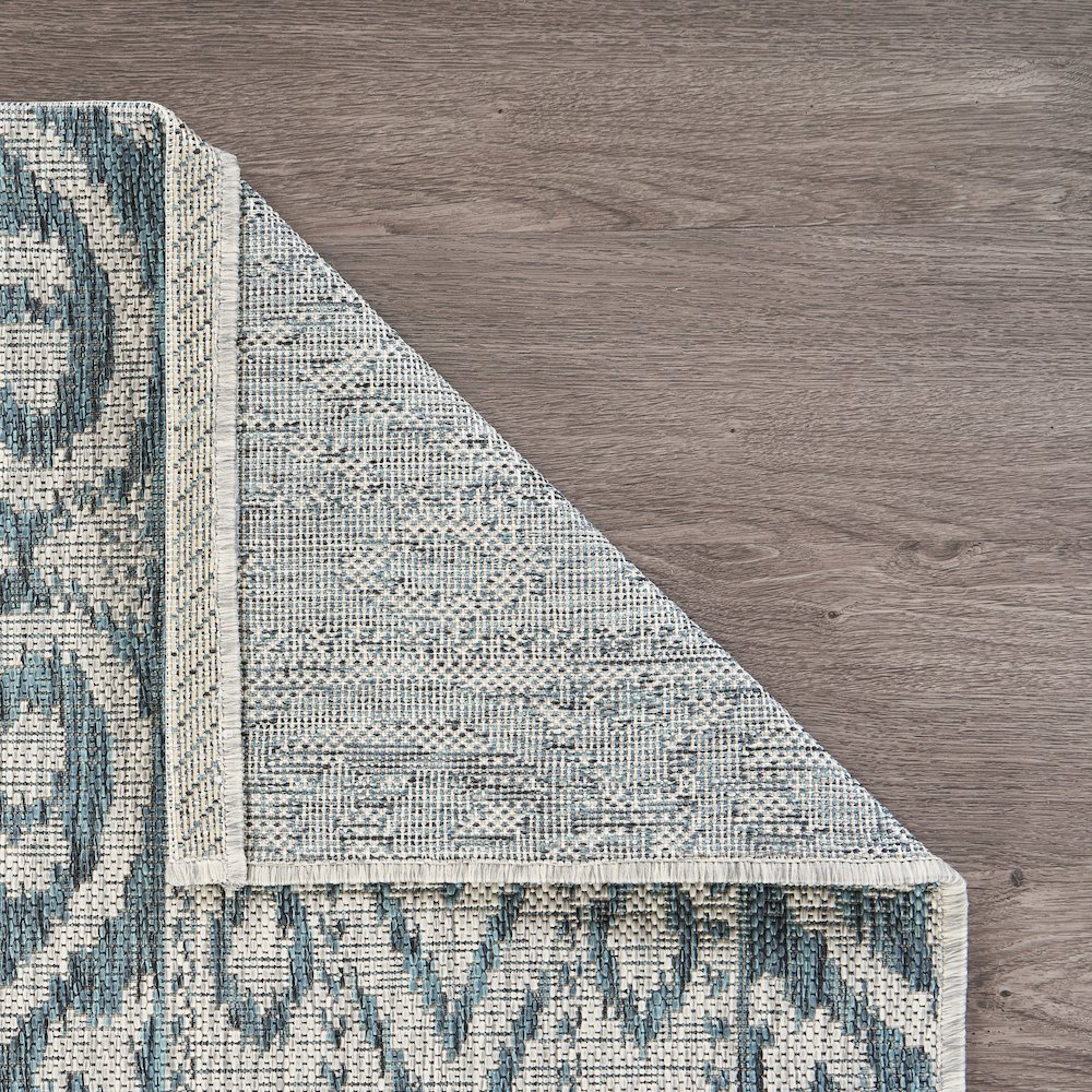 Entwined Geometric Indoor/Outdoor Area Rug
