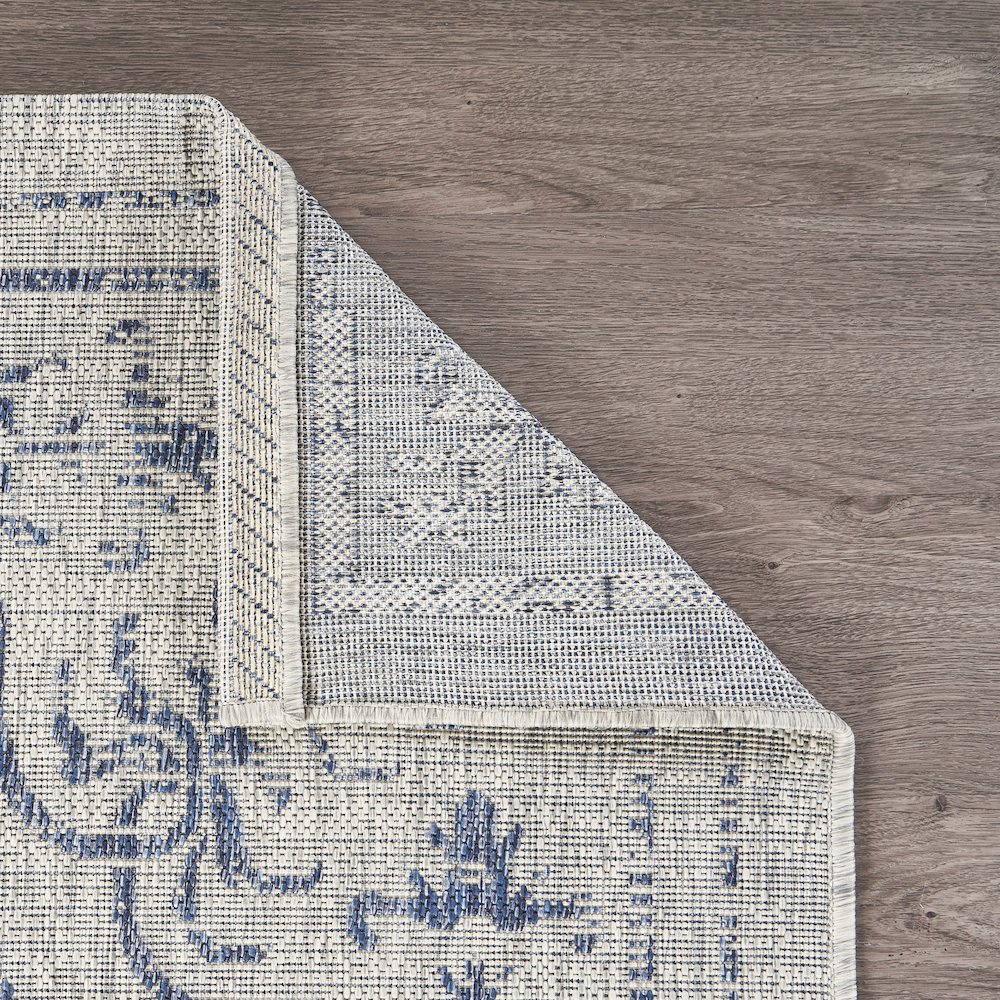 Medallion Blues Indoor/Outdoor Area Rug