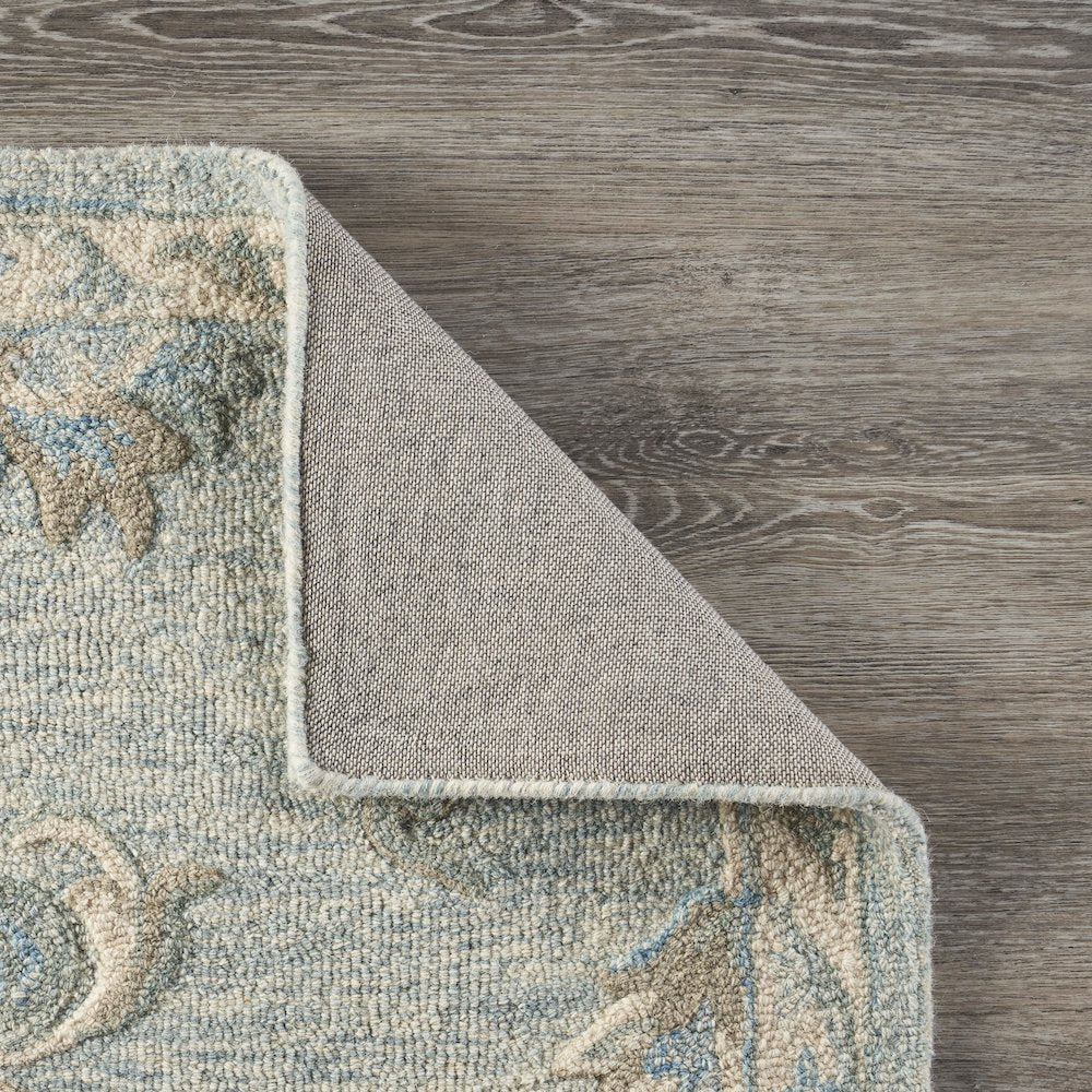 Mirroring Baby Blue Floral Bloom Area Rug 7'0"x9'0"