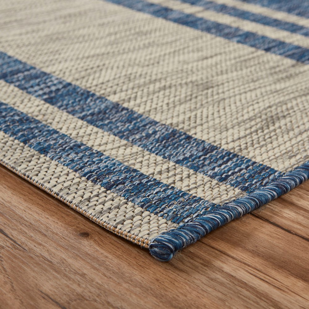 Captiva Durable Performance Area Rug Outdoor in Blue/Gray, 7'9" x 9'5"