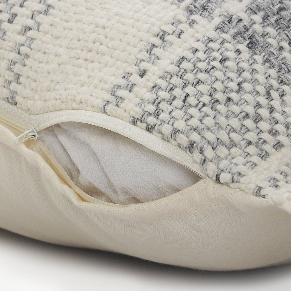 Drew Cotton Blend Pillow Set of 2 in Ivory/Gray, 20" x 20"