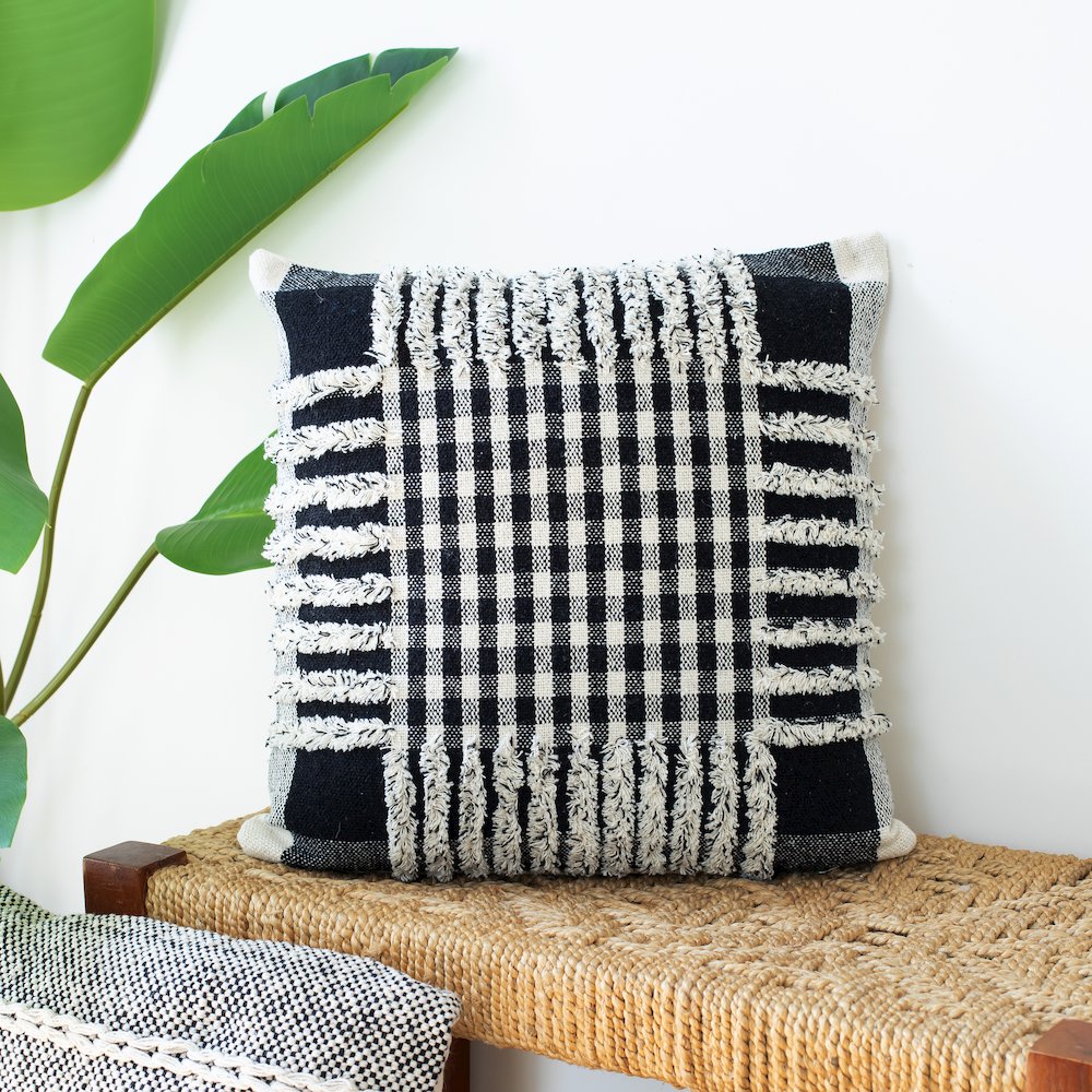 Elevate Cotton Pillow Set of 2 in Black/Ivory, 18" x 18"