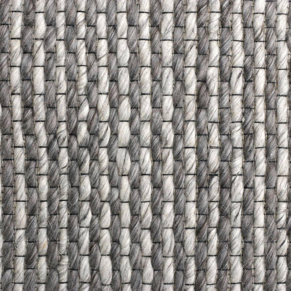 Bergen Wool Blend Area Rug Indoor in Gray/Silver, 7'9" x 9'9"