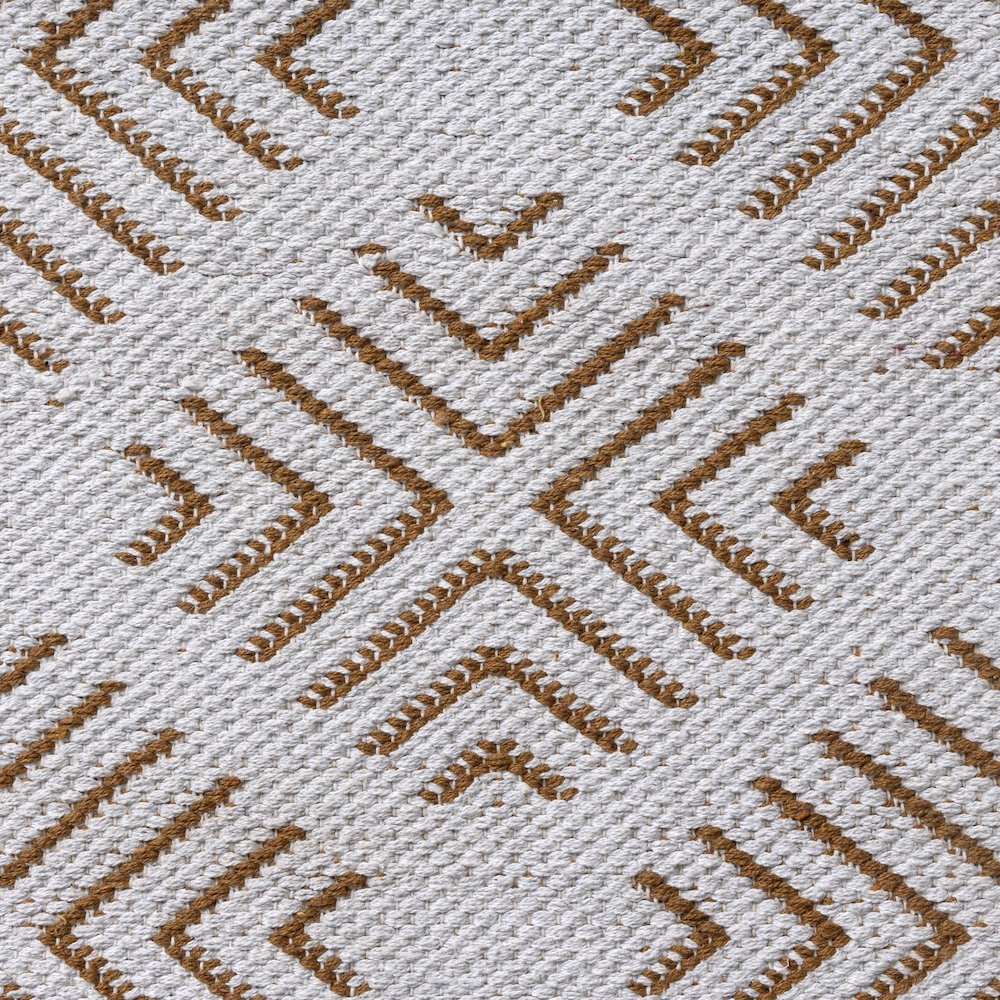 Pomona Cotton Blend Indoor Area Rug in Tan/White 7'9" x 9'9"