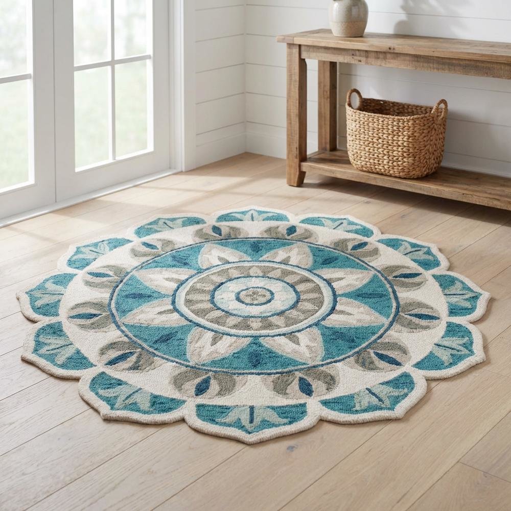 Blue Indoor Area Rug With Bohemian Design, 4-Foot Round Shape