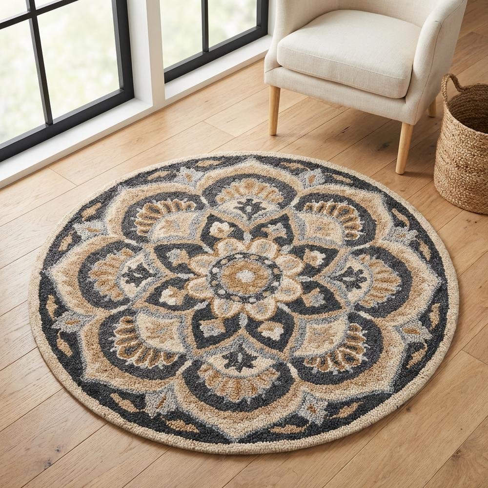 Round Indoor Area Rug With Black And Ivory Design, Classic Style For Living Room