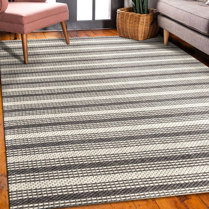 Bergen Wool Blend Area Rug Indoor in Gray/Ivory, 5' x 7'9"