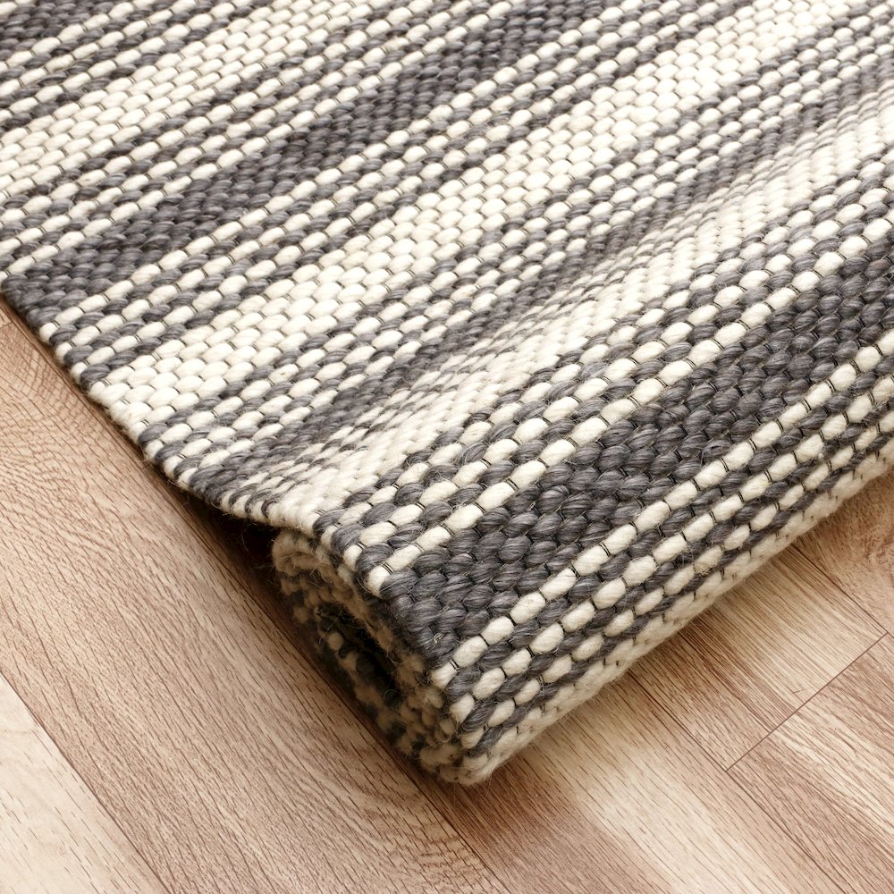Bergen Wool Blend Area Rug Indoor in Gray/Ivory, 5' x 7'9"