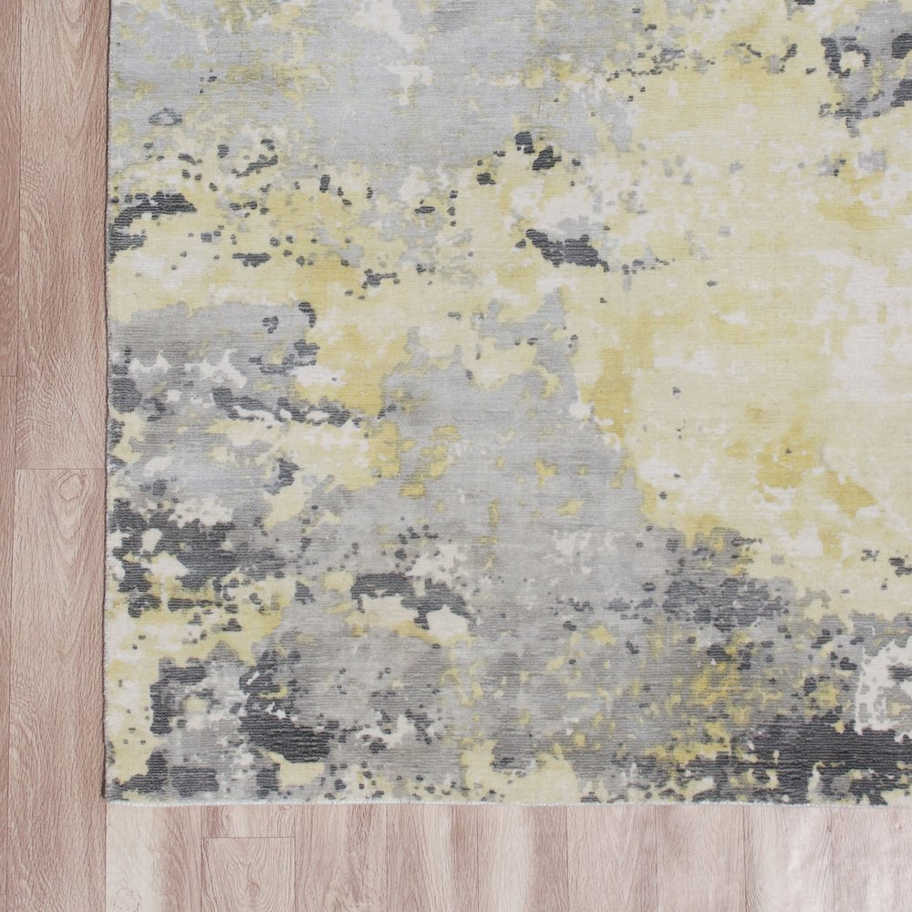 Calypso Viscose Blend Area Rug Indoor in Gray/Yellow, 2' x 3'