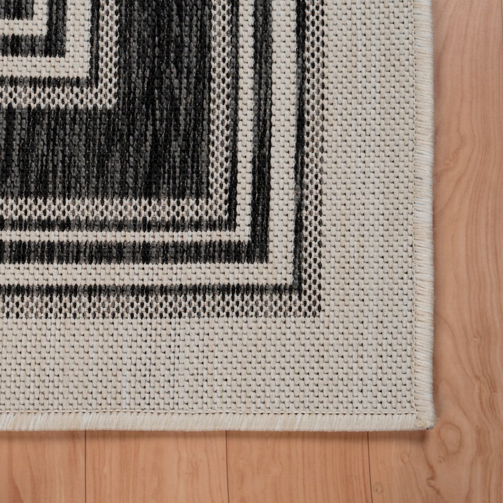 Kilimanjaro Performance Blend Area Rug Outdoor in White/Cream, 3' x 5'