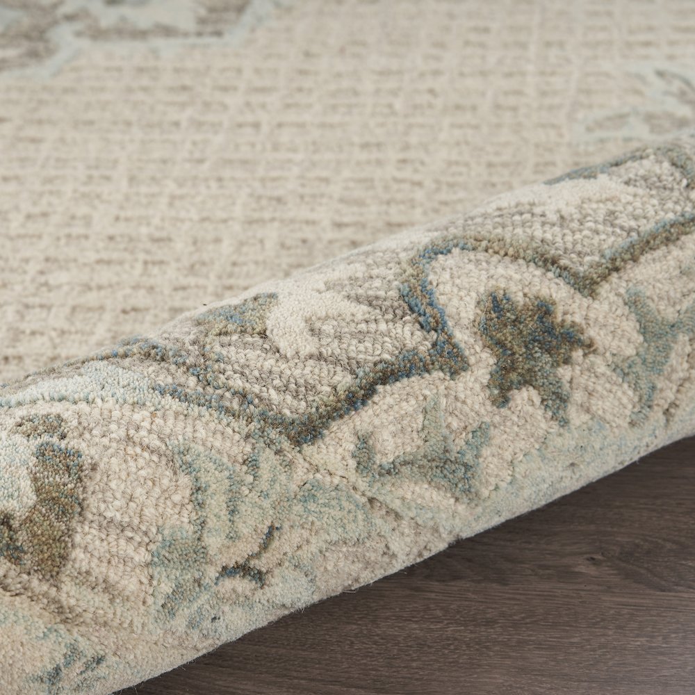 Modern Traditions Wool Area Rug Indoor in Ivory, 5' x 7'9"