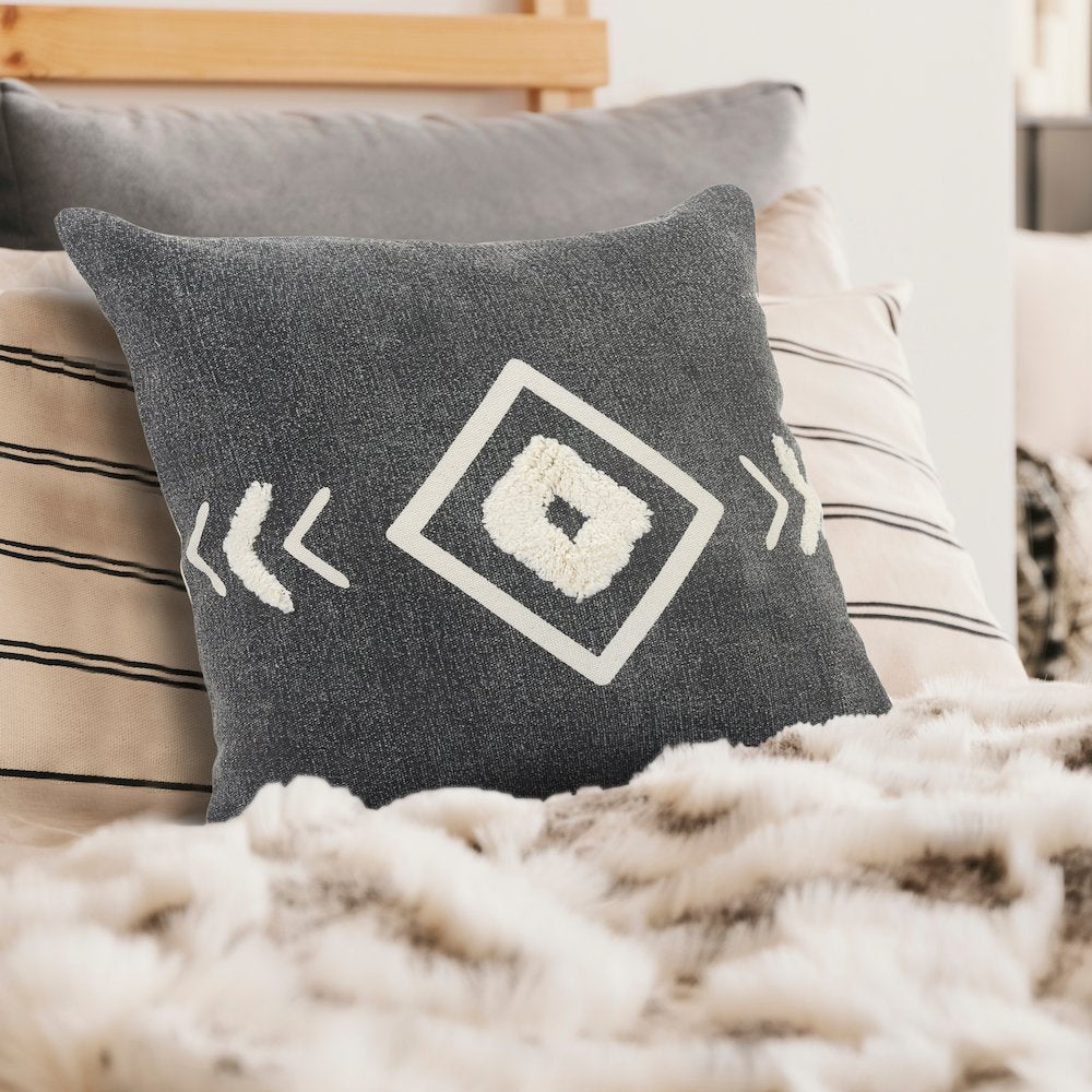 Ox Bay Hand-Woven Black/Cream Tribal All-Natural Cotton  Pillow Cover