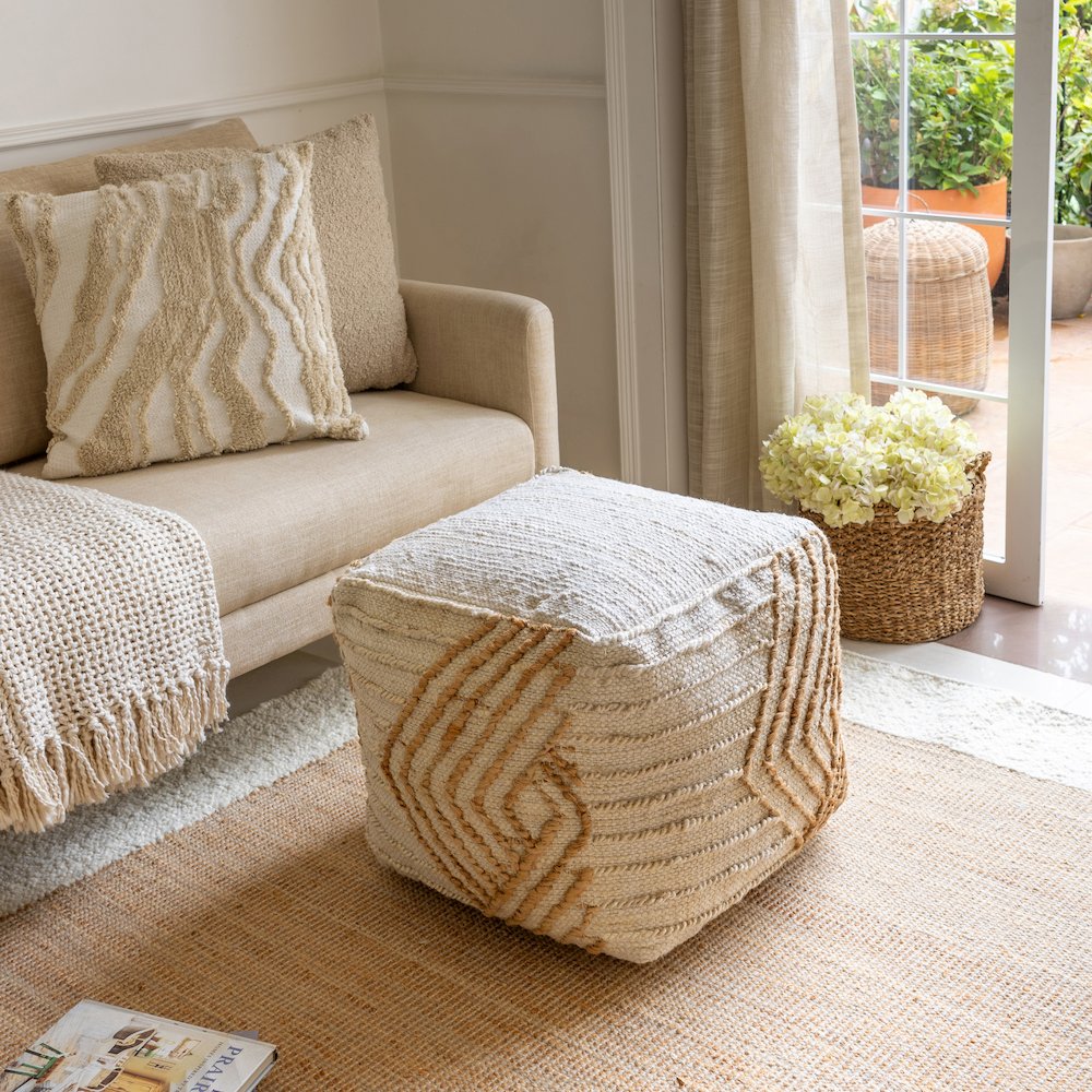 Mesa Pouf Pouf  Finish in White/Beige 18" x 18" x 18"