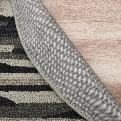Distressed Cabin Camouflage Round Rug