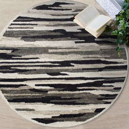 Distressed Cabin Camouflage Round Rug