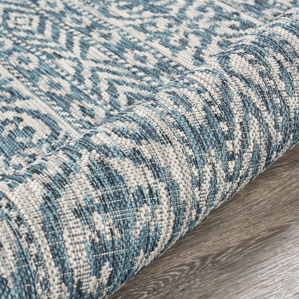 Entwined Geometric Indoor/Outdoor Round Rug