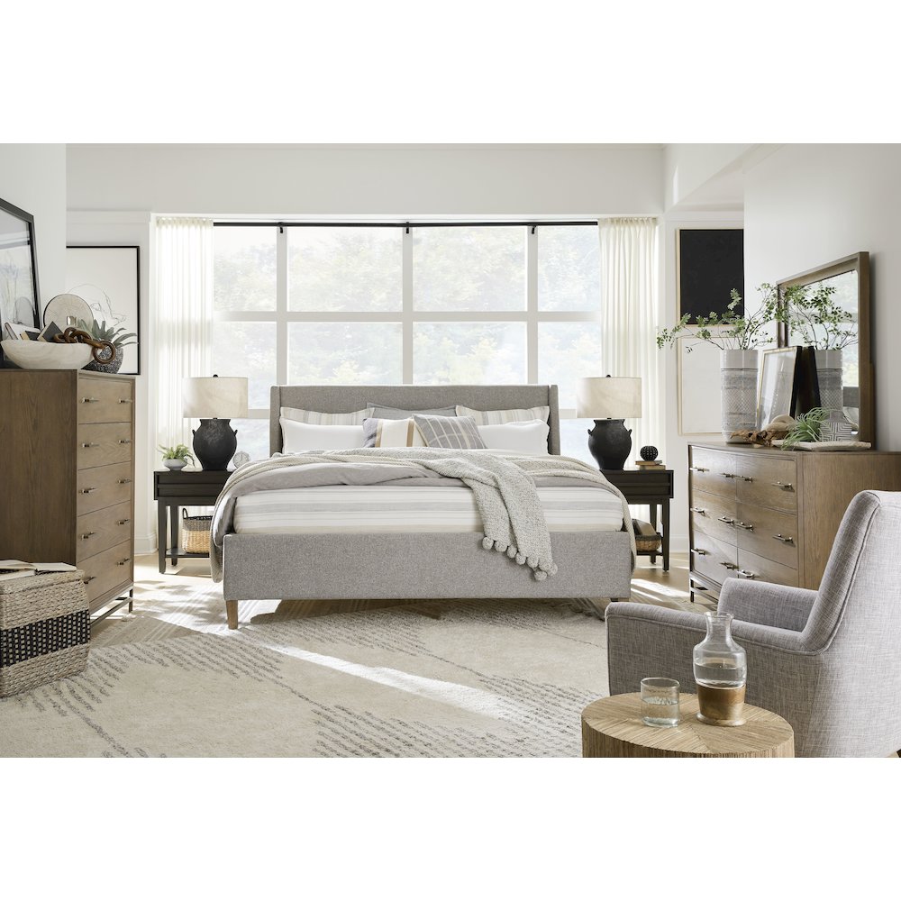 Lindon Belgian Wheat And Coffee Bean Queen Grey Upholstered Island Bed