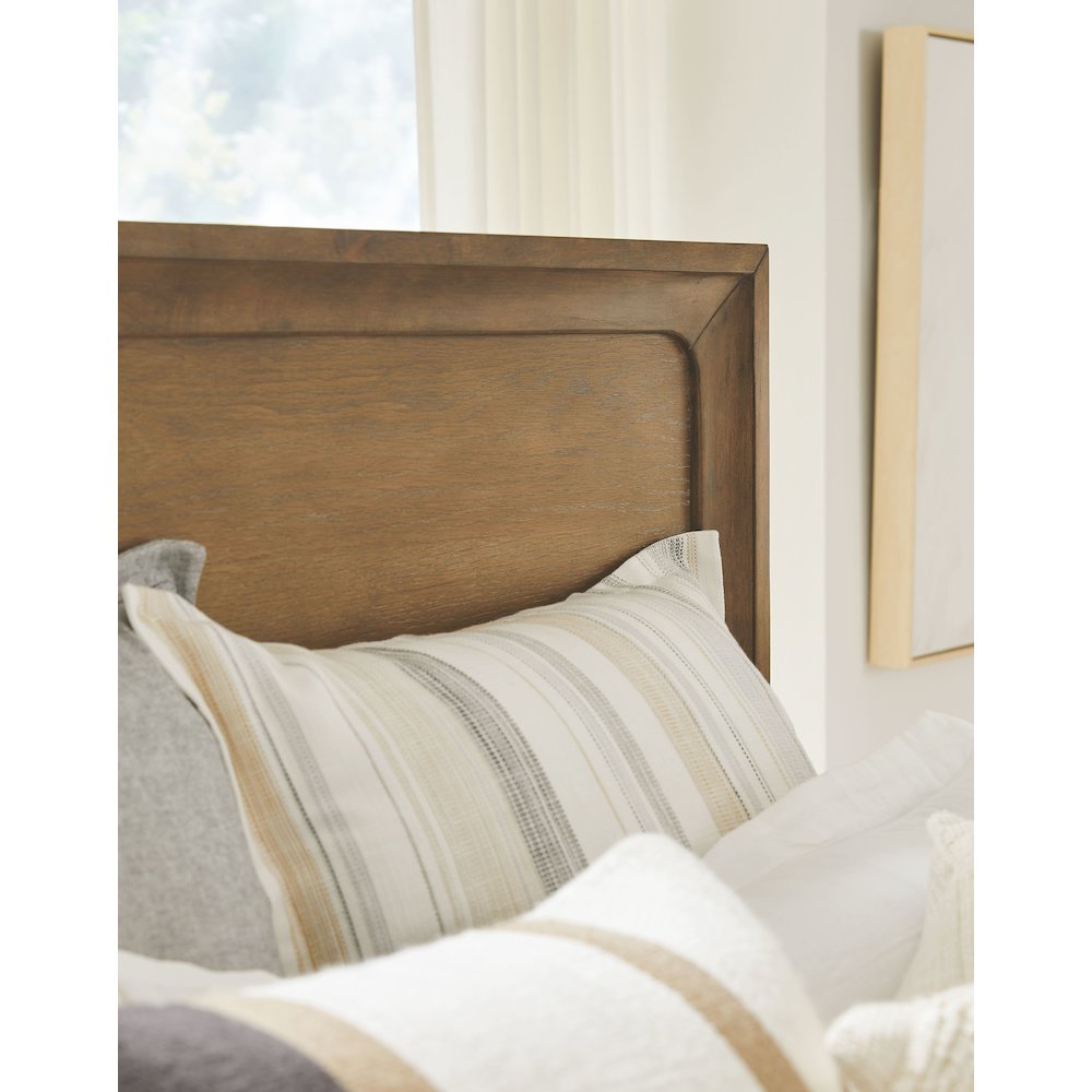Lindon Belgian Wheat And Coffee Bean Queen Panel Storage Bed