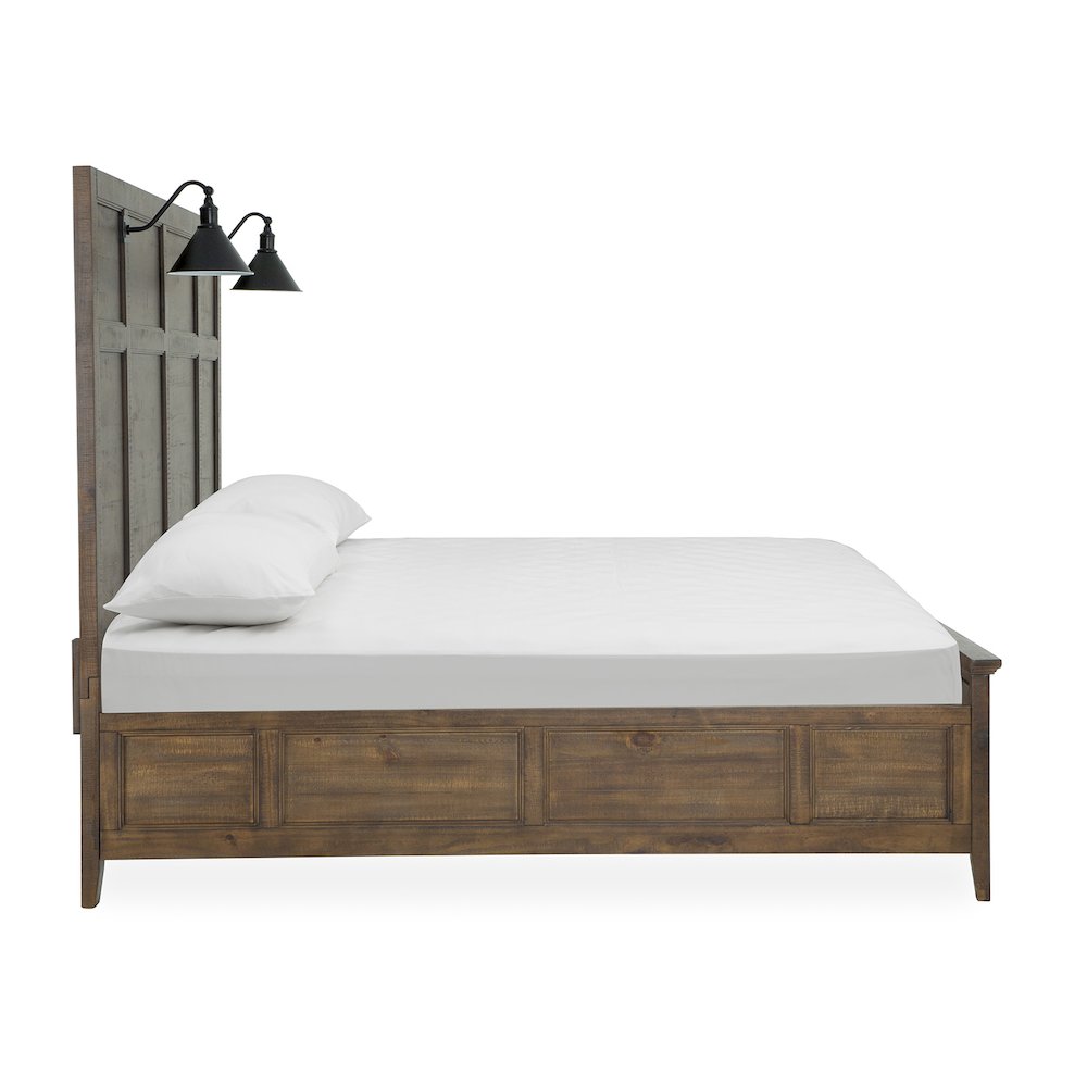 Bay Creek Toasted Nutmeg King Lamp Panel Bed