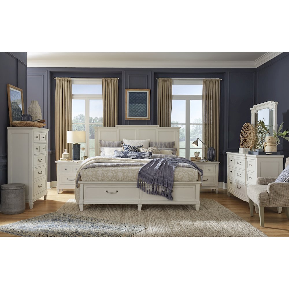 Willowbrook Egg Shell White With Slight Rub Through Queen Panel Storage Bed