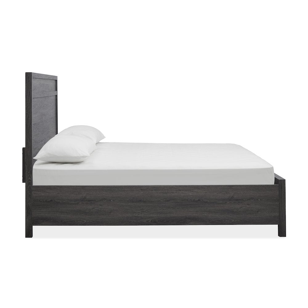 Merrifield Raisin Black Queen Panel Bed