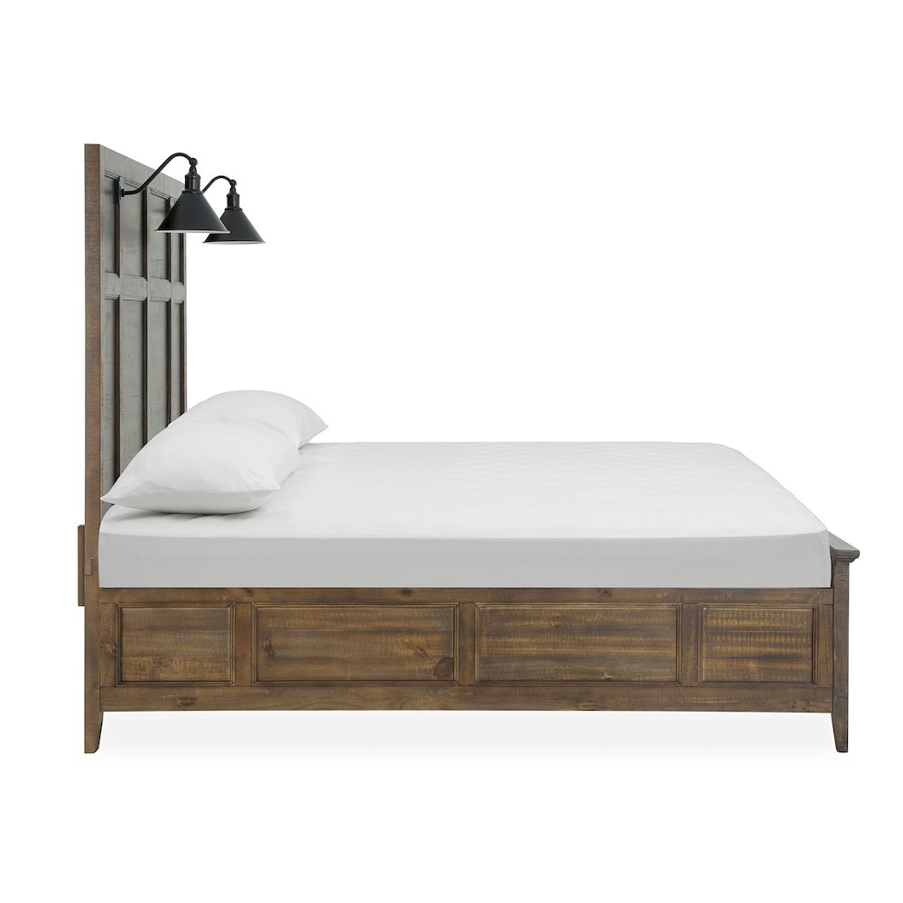 Bay Creek Toasted Nutmeg Queen Lamp Panel Bed