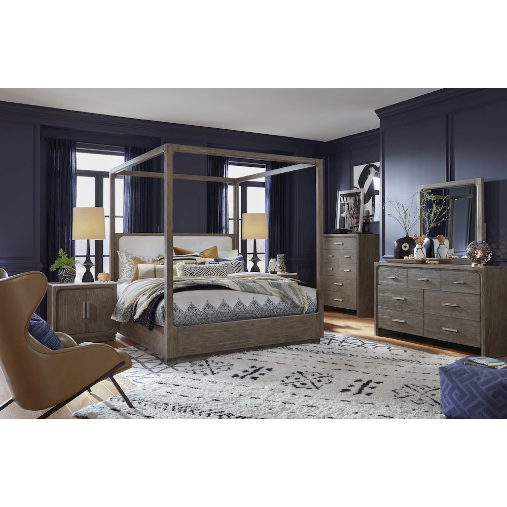 Westbourne Dark Umber Queen Upholstered Poster Bed