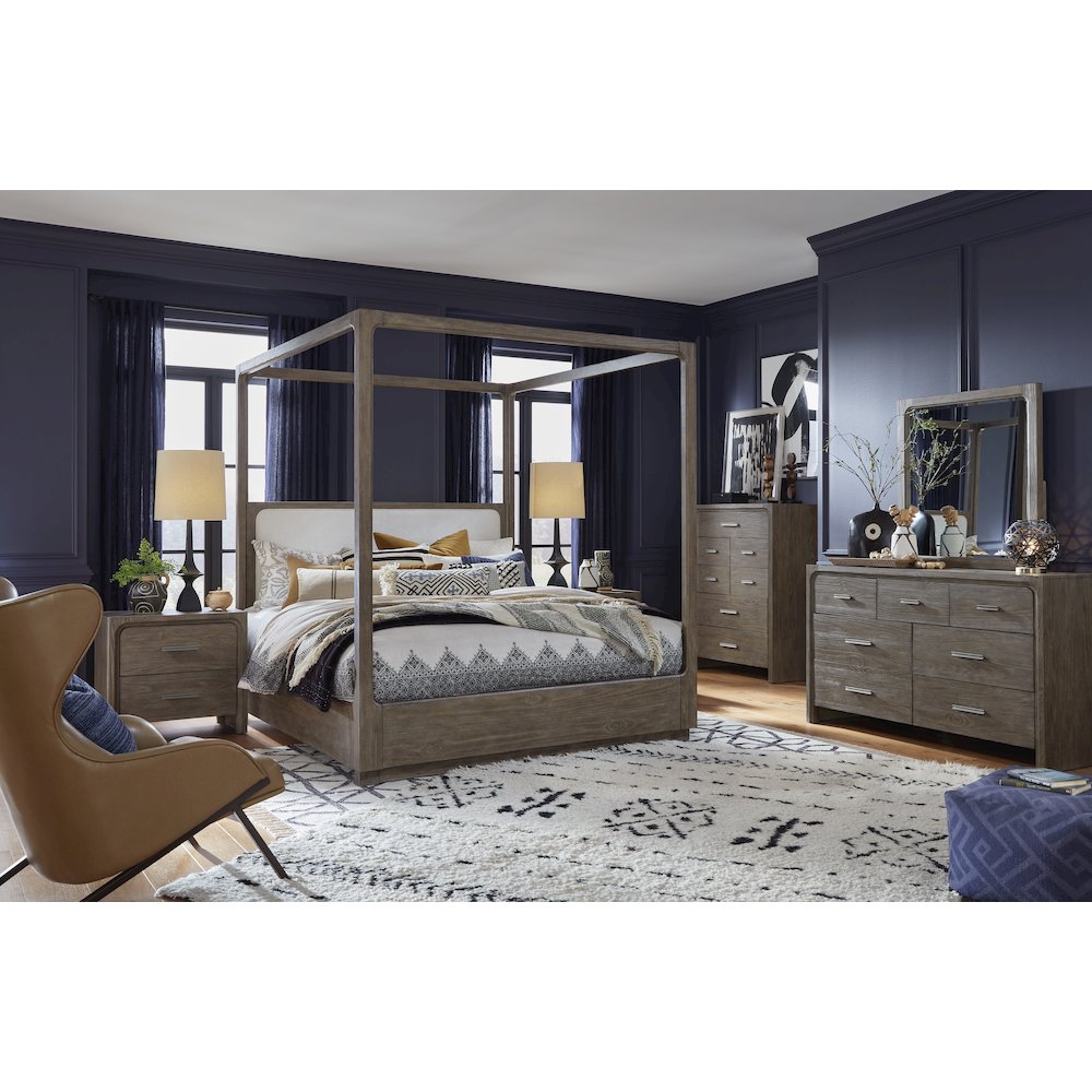 Westbourne Dark Umber Queen Upholstered Poster Bed