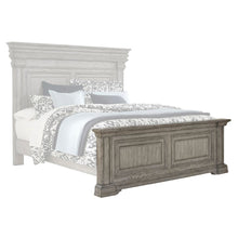 Pulaski Madison Ridge Heritage Taupe Queen Panel Footboard And Slats