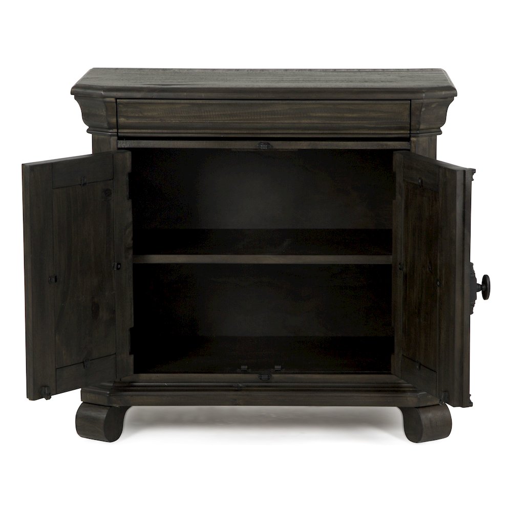 Bellamy Peppercorn Bachelor Chest