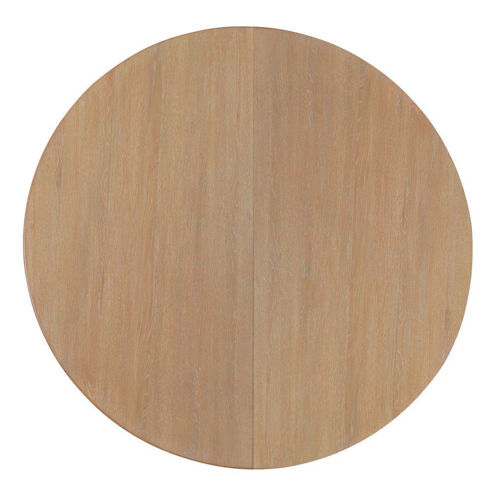 Banyon Bay Round Dining Table with One 18-inch Leaf