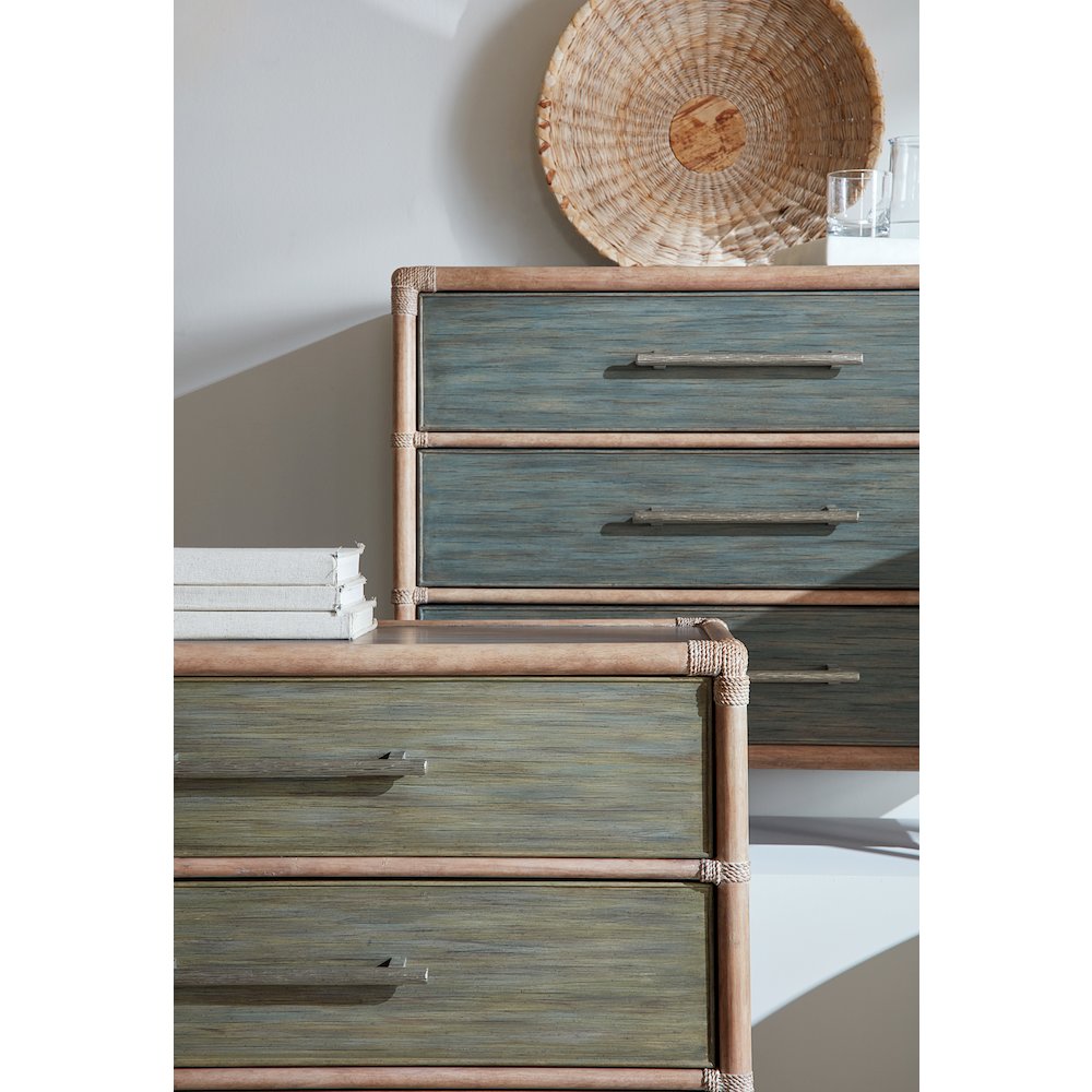 Retreat Pole Rattan Chest