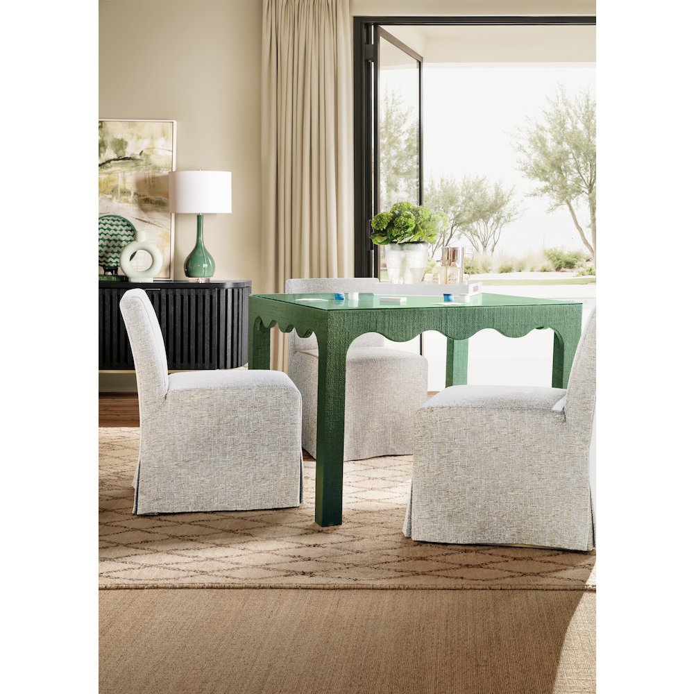 Naomi Game Table