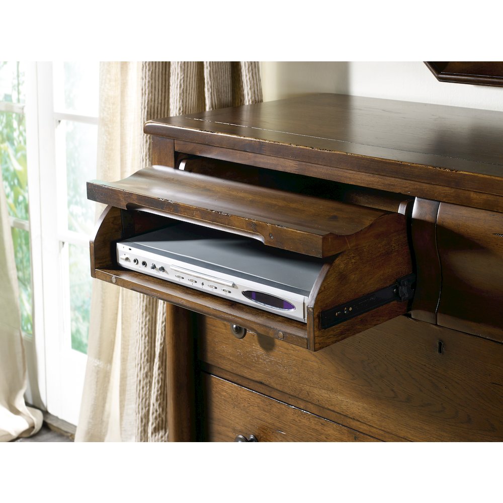 Hooker Furniture Archivist 5 Drawer Dresser in Pecan