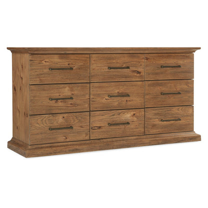 Hooker Furniture Big Sky Veneers and Solid Wood Nine Drawer Dresser in Brown