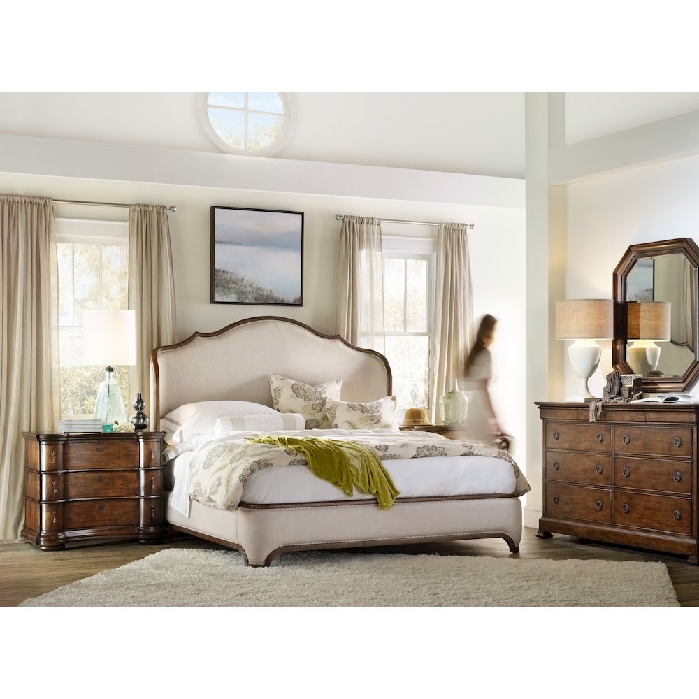 Hooker Furniture Archivist 9 Drawer Dresser in Pecan