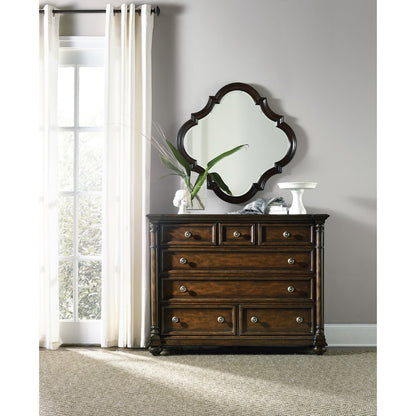 Hooker Furniture Leesburg 7 Drawer Dresser in Mahogany