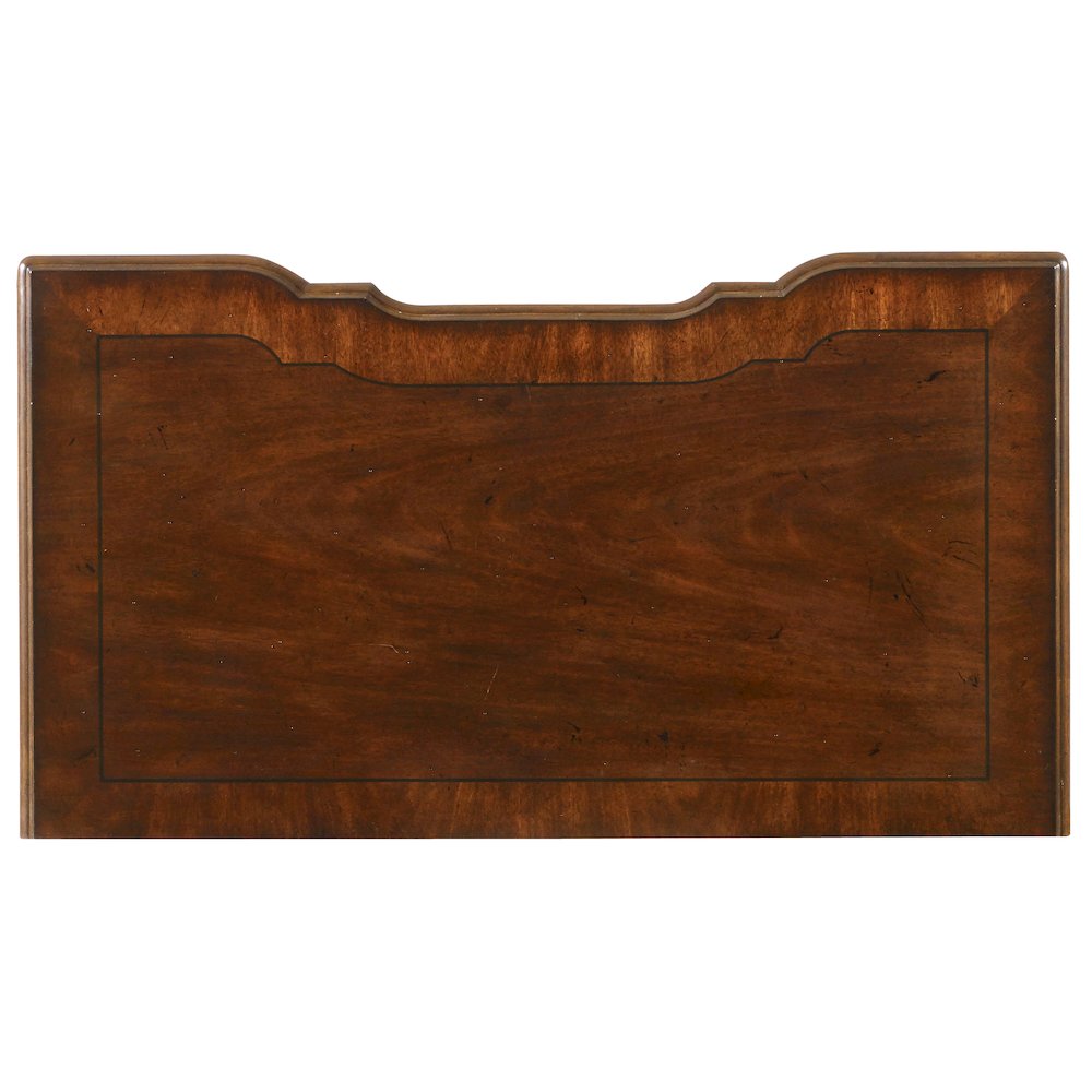 Leesburg Bachelor's Chest