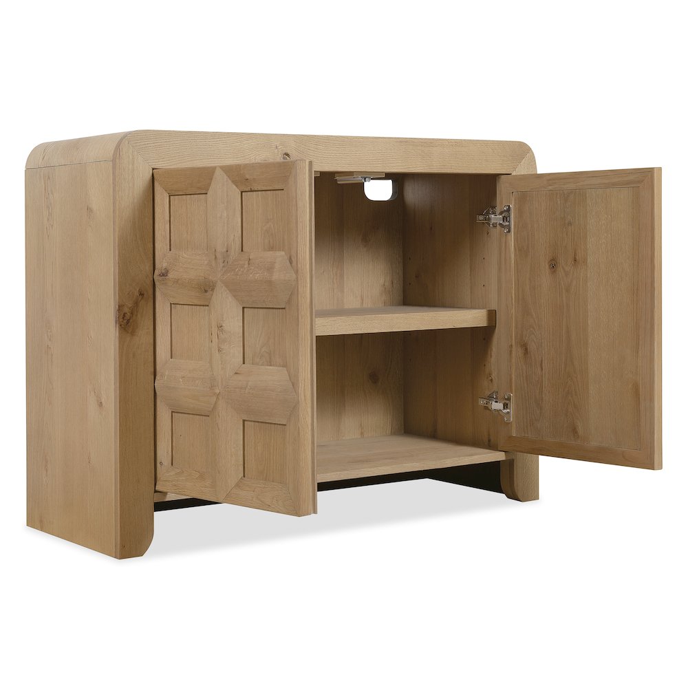 Commerce and Market Haven Accent Chest in Natural Wood Finish by Hooker