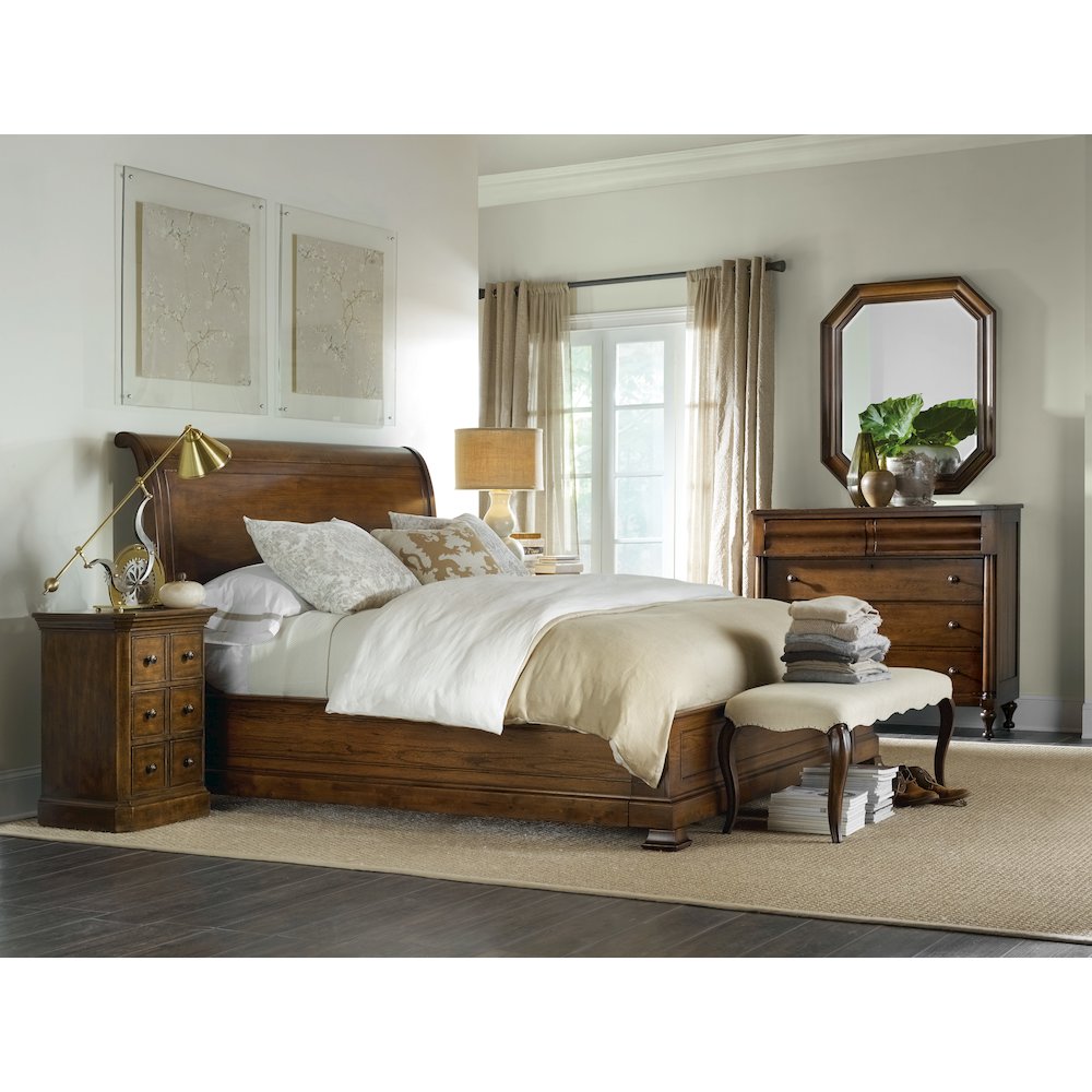 Hooker Furniture Archivist 5 Drawer Dresser in Pecan