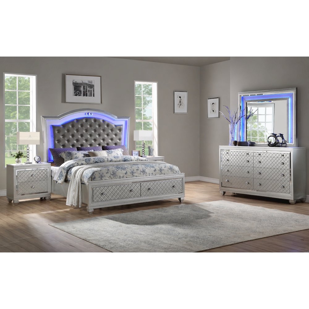 Shiney Silver 4-Piece Bedroom Set with LED Lighting, King
